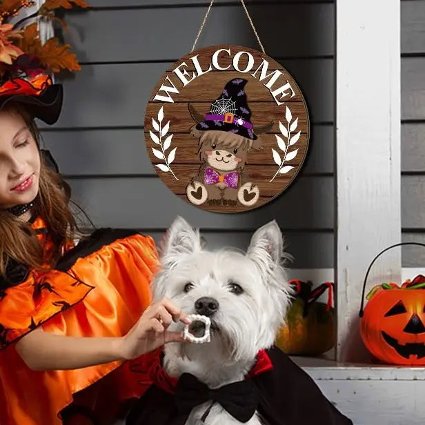 35pcs Highland Cow Sign Interchangeable Welcome Sign with Magnet Detachable Hats Accessories Cute Gnome Wooden Sign Hanging for Halloween Holiday Seasonal Decorations Birthday Party Home Wall Office Living Room Garden Farmhouse Porch