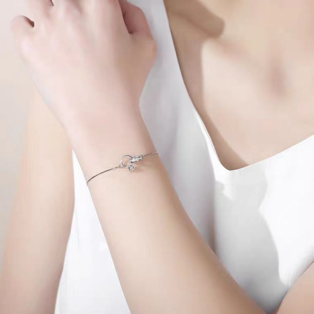 Interlocking Diamond Bracelet Classic Bangles Gift For Her