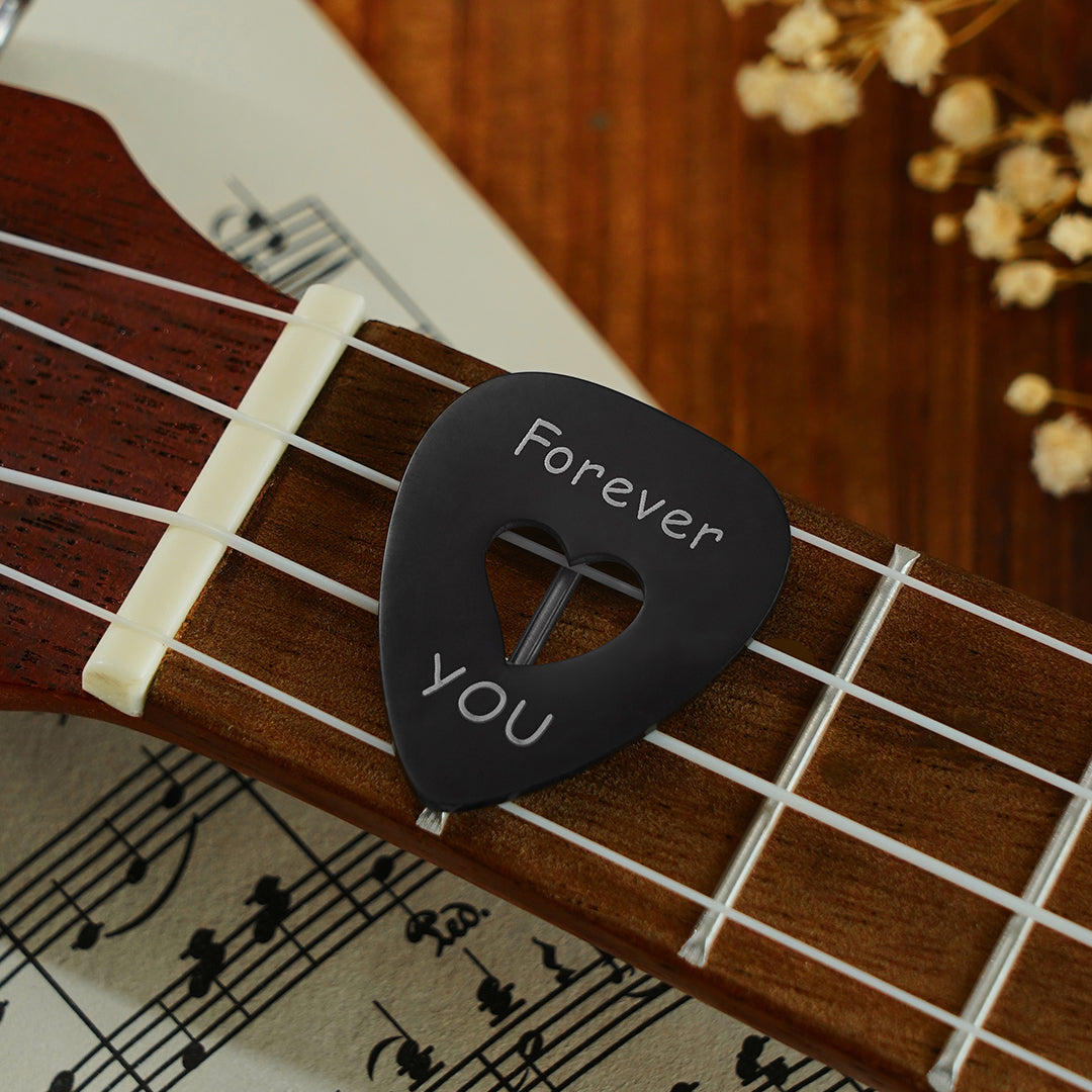 Custom Engraved Guitar Pick Heart-shaped Hollow Black Commemorate Gifts