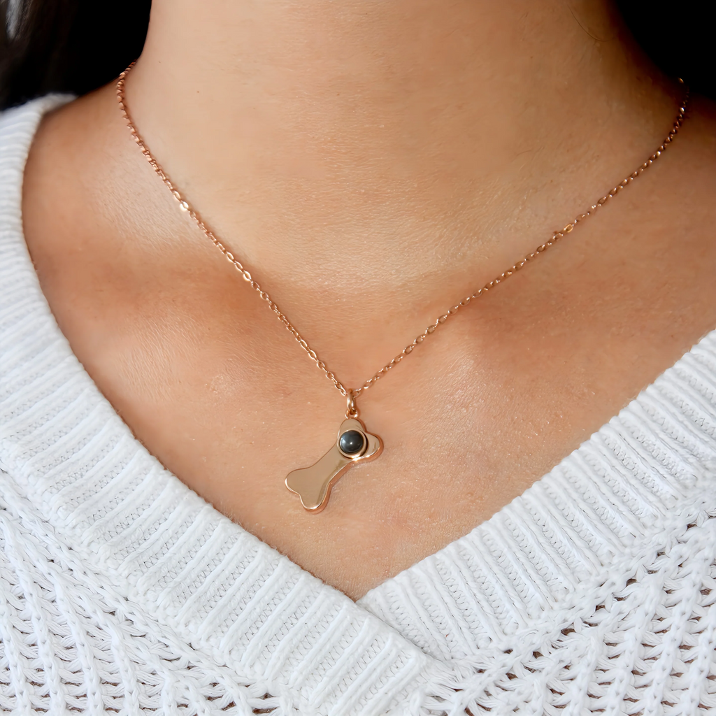 Personalized Necklace With Photo Projection & Engraved Name