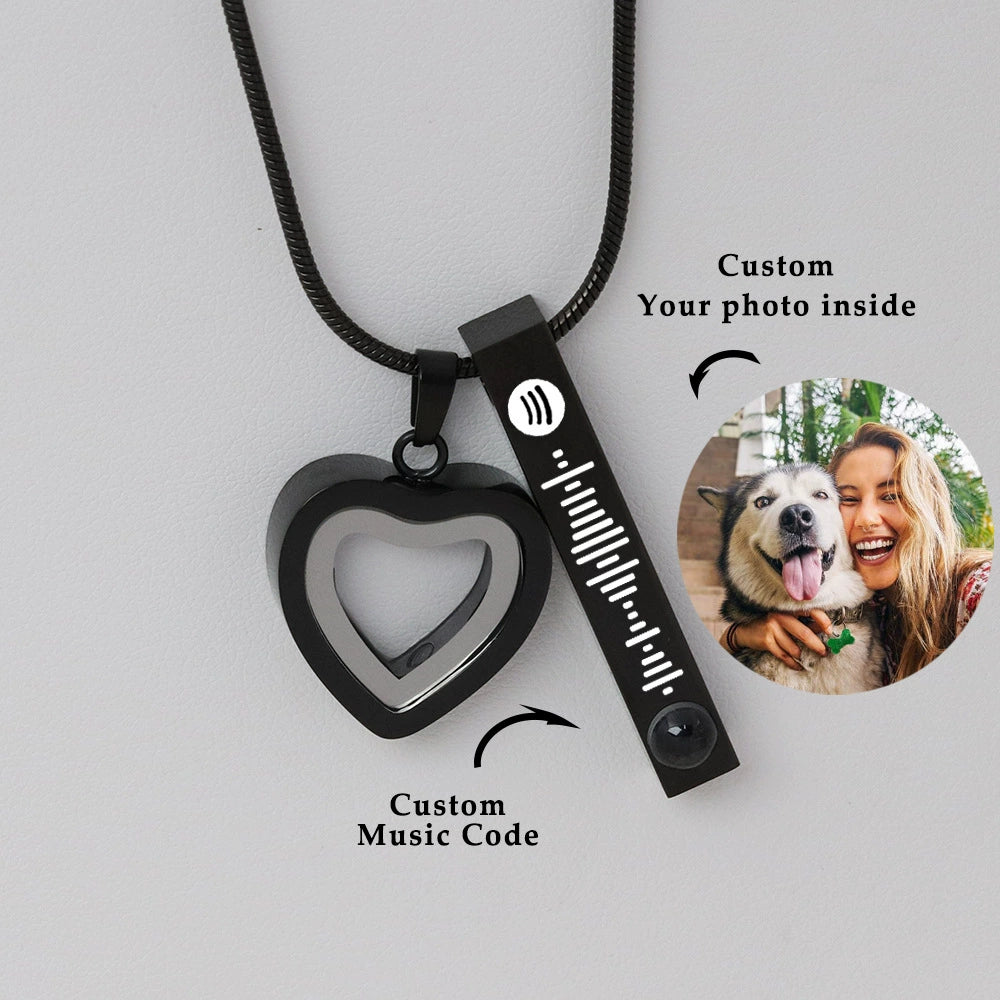 Pet Ashes Projection Necklace Spotify Code Necklace Glass Pendant Heart-Shaped Urn Necklace Custom Photo Stainless Steel Necklace For Pet Lover