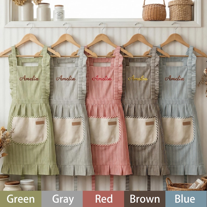 Personalized Striped Apron with Pockets – Custom Embroidered Name Apron with Hand Towel, Kitchen Cooking Apron, Adjustable Chef Apron & Gift for Home Cooks