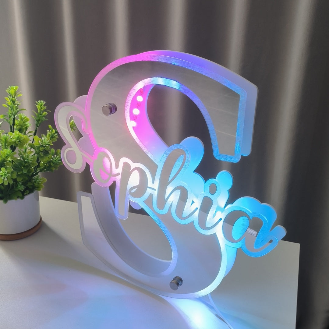 Personalized Name Letter Mirror Light Name Mirror Sign Custom LED illuminated Light-Up Bedroom Sign Gift For Kids