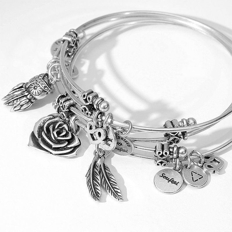 Hamasa Hand Charm Bangle