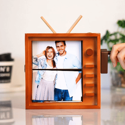 (16*16cm Large Size) Custom Photo Flipbook Frame Vertical Television Animation Machine Mechanical Hand-cranked Flipbook Box Photo Album with Light Christmas Gifts