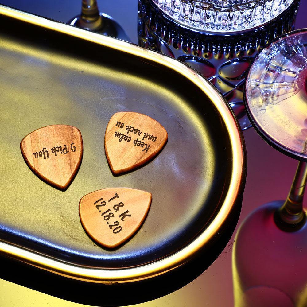Custom 3PCS Guitar Pick Guitar Wood Picks Box Guitar-shaped Picks Box Plectrum Container Romantic Gifts