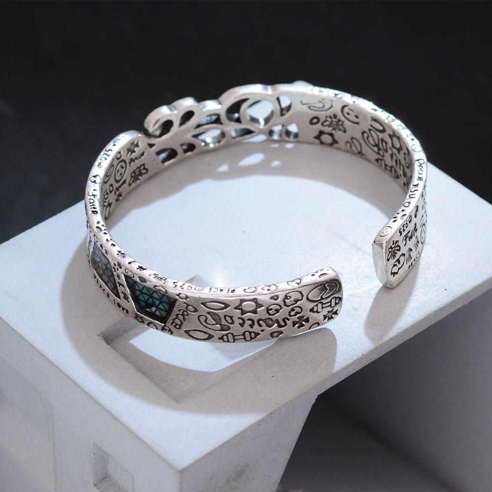 Vintage Geometric Graffiti Totem Open Cuff Bangle Retro Silver Tone Carved Cuff Bracelet Unisex Ethnic Tribal Streetwear Jewelry for Women & Men
