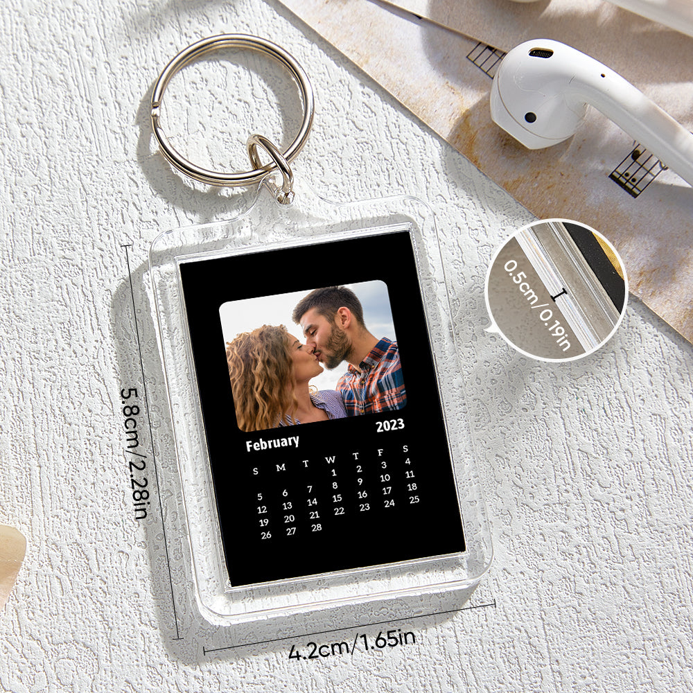 Custom Photo Engraved Calendar Keychain Personalized Colorful Acrylic Keychain Gifts for Couples