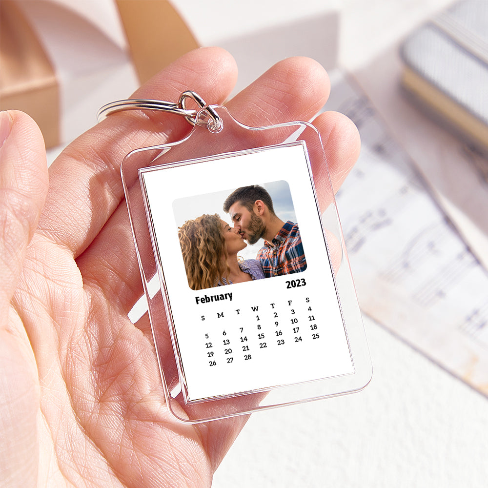 Custom Photo Engraved Calendar Keychain Personalized Colorful Acrylic Keychain Gifts for Couples