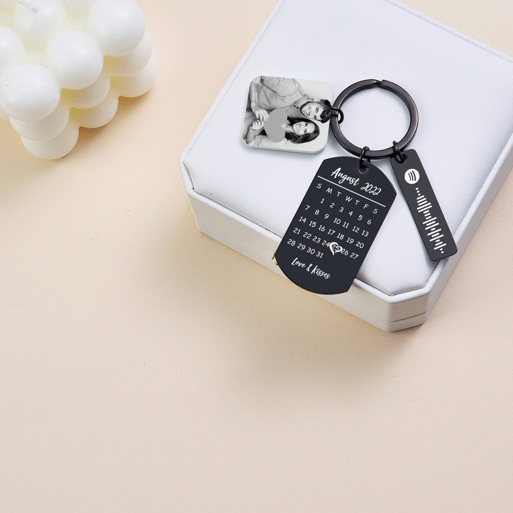 Personalized Spotify Calendar Keychain Custom Picture & Music Song Code Couples Photo Keyring Gifts for Valentine's Day