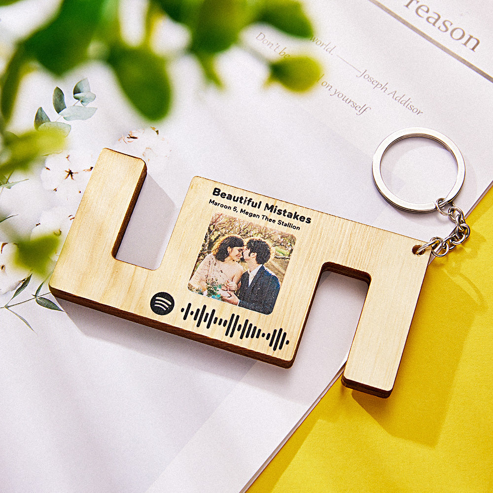 Custom Engraved Spotify Code Keychain Wood Phone Holder Creative Gift