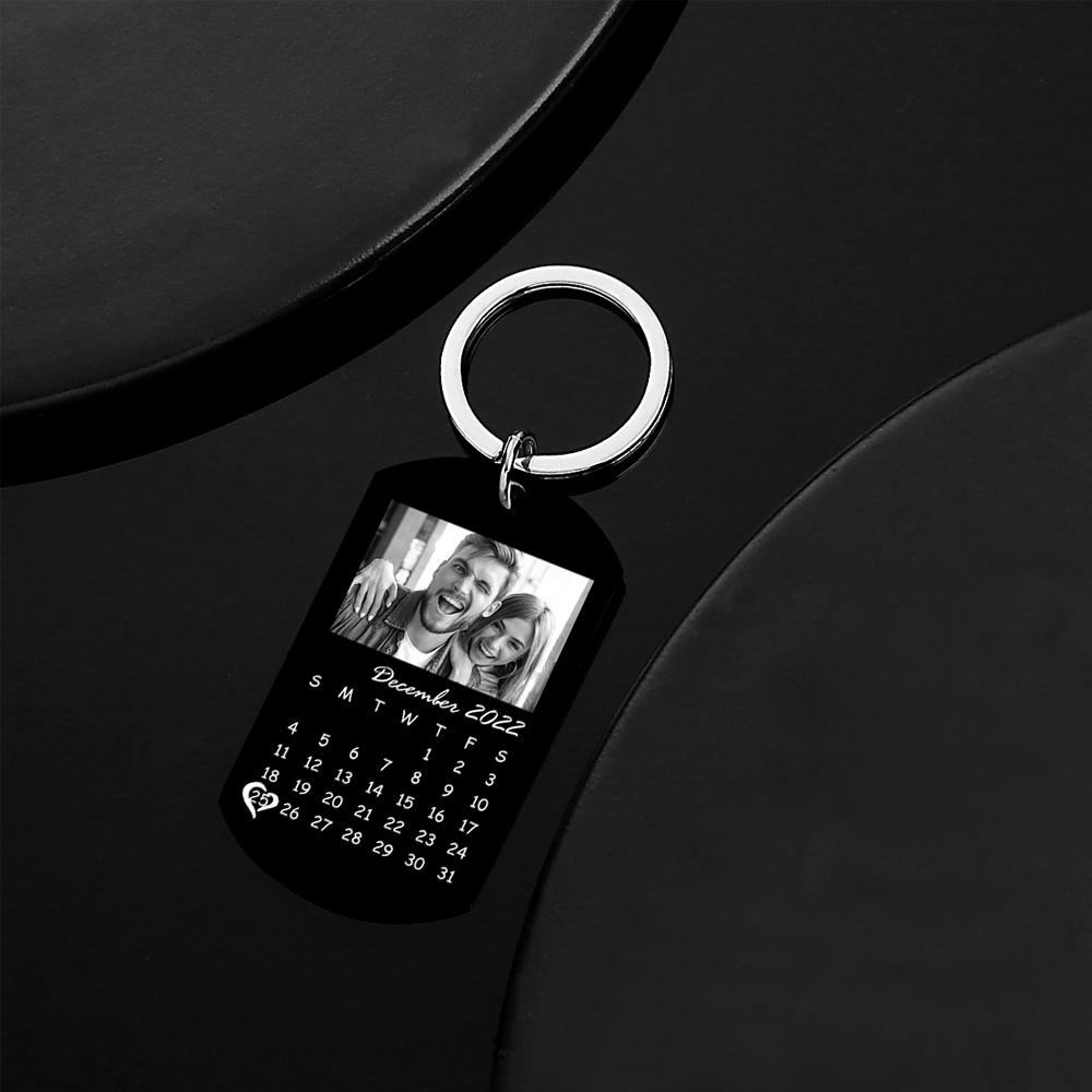 Custom Black Filter Classic Photo Calendar Keychain Unique Design Gift For Father's Day