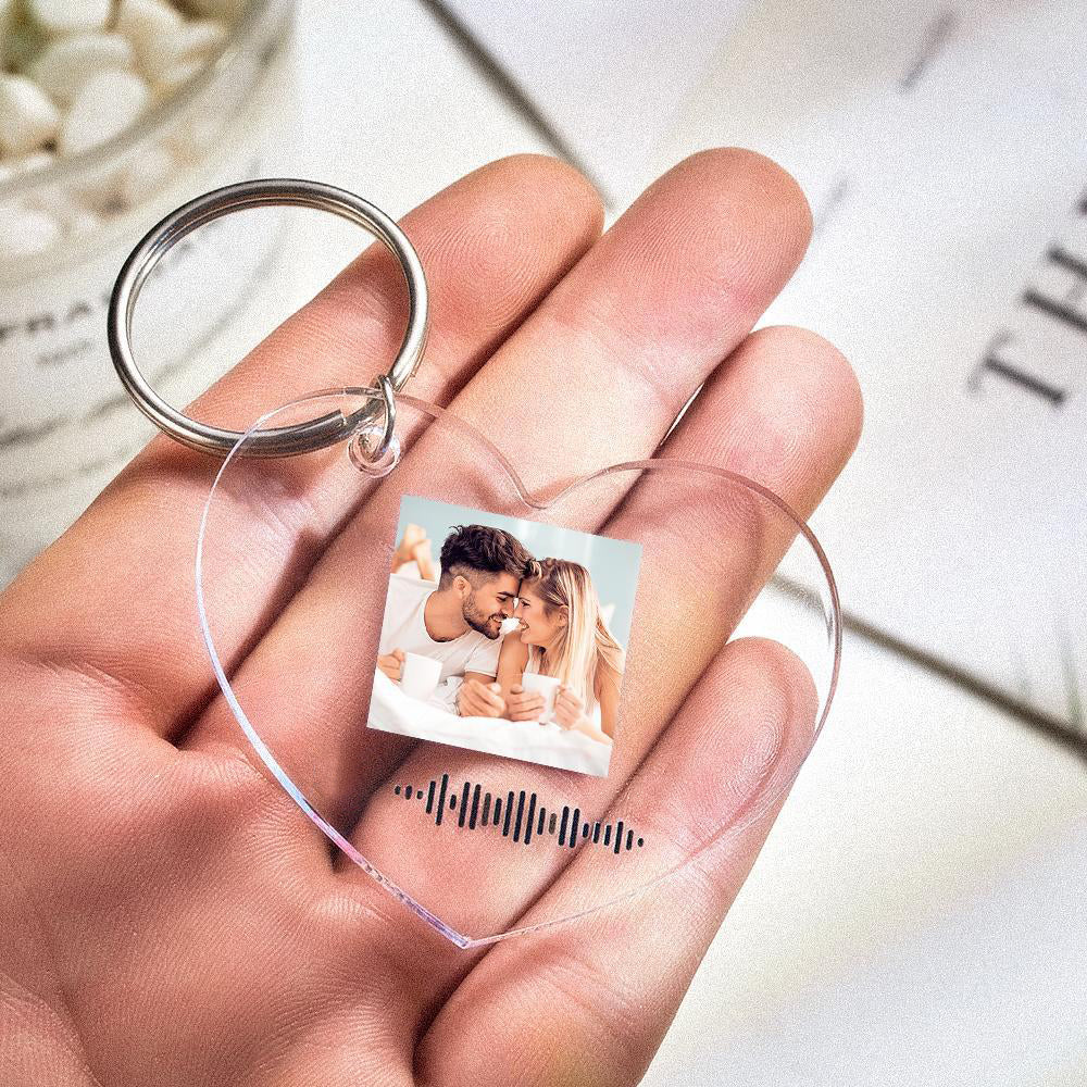 Custom Scannable Music Code Keychain Music Favorite Song Photo Engraved Keychain Heart-shaped