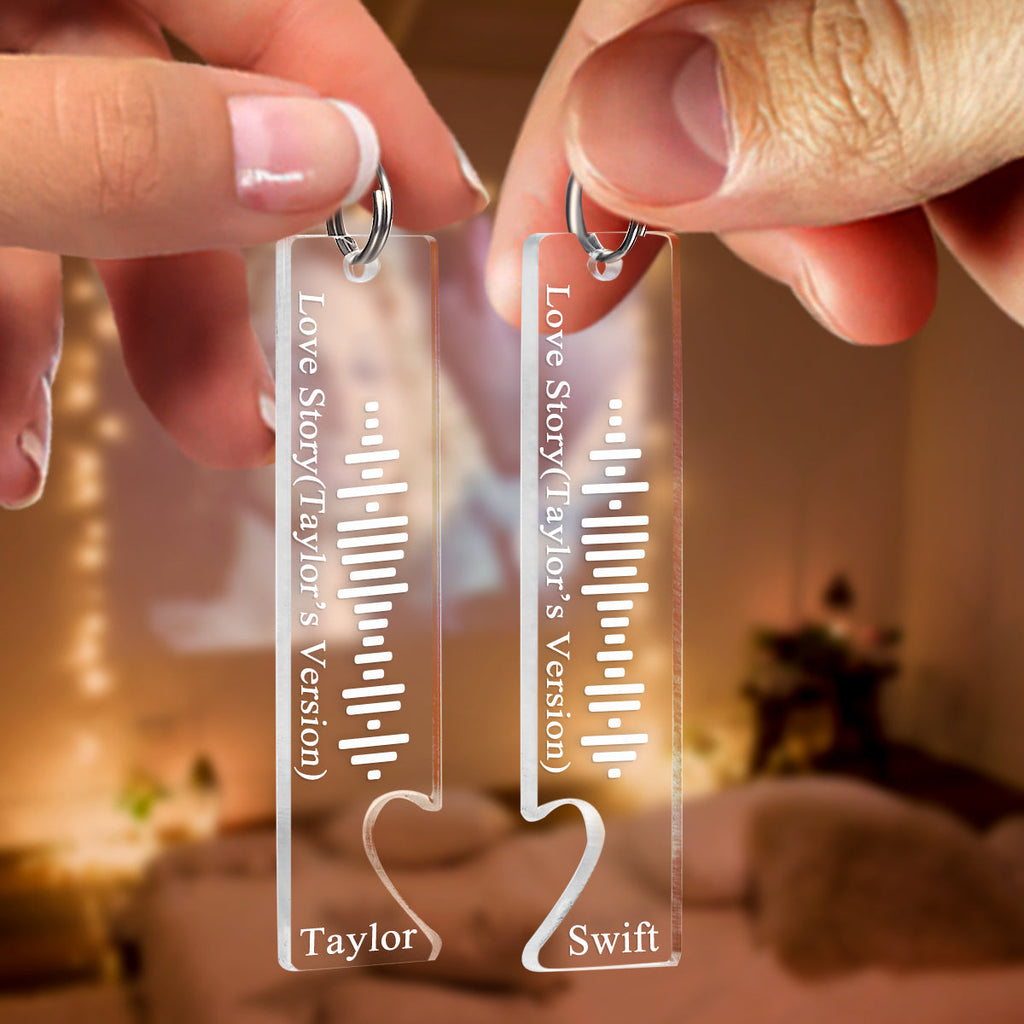 Scannable Music Code Keychain Engraved Custom Song Keychains Gifts for Valentine's Day