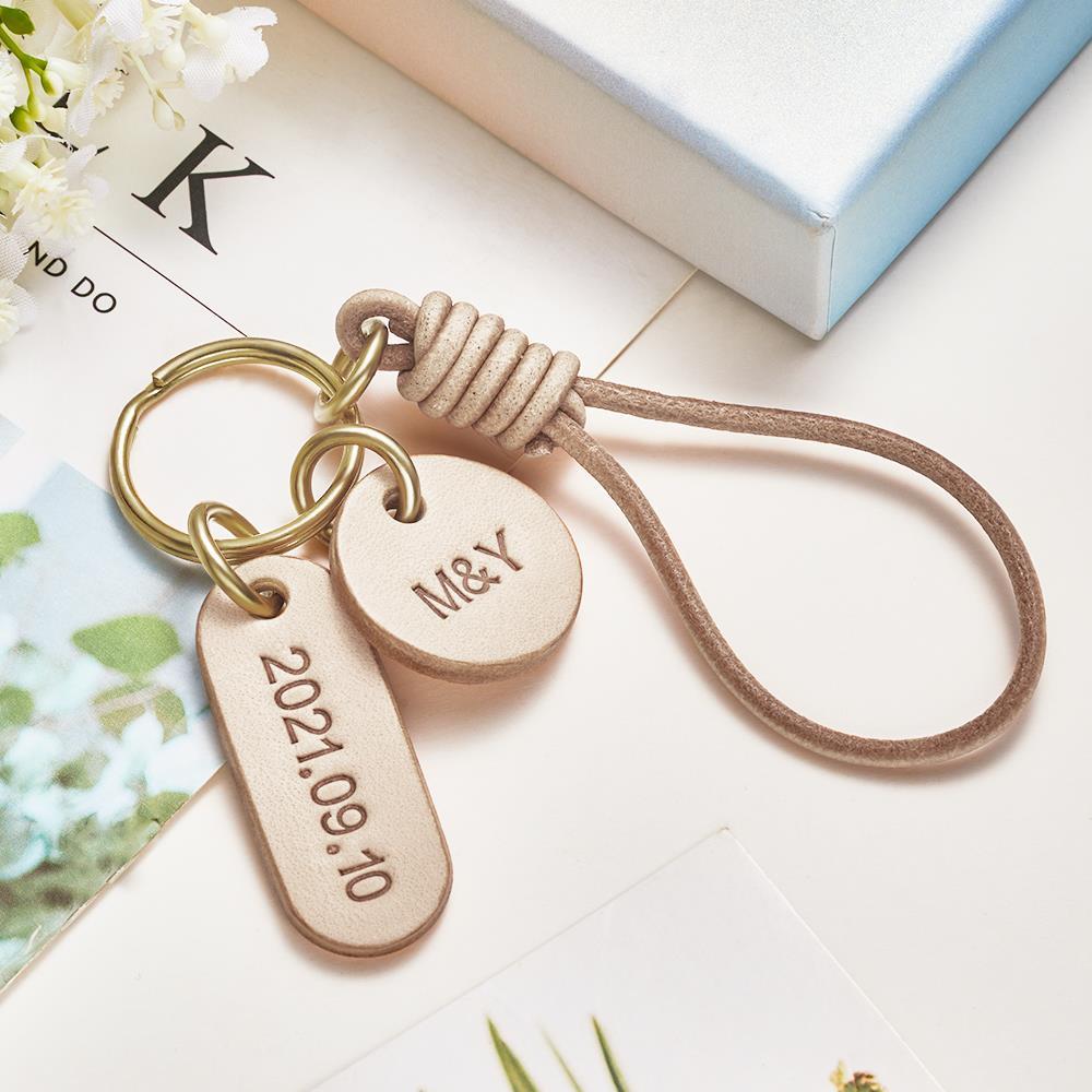 Custom Engraved Keychain Round Anniversary Date Keychain Gift for Anniversary