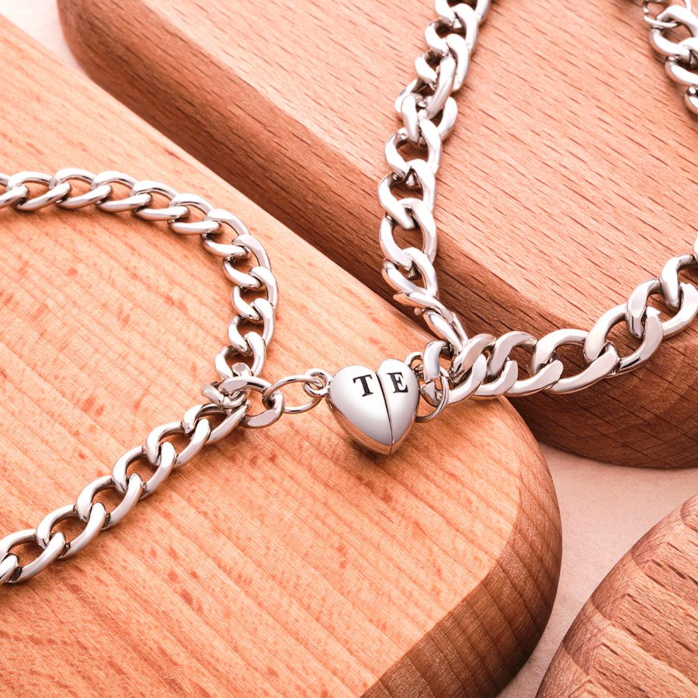 Custom Engraved Magnetic Couple Bracelet Set Heart Shaped Matching Bracelet Anniversary Gift For Couples