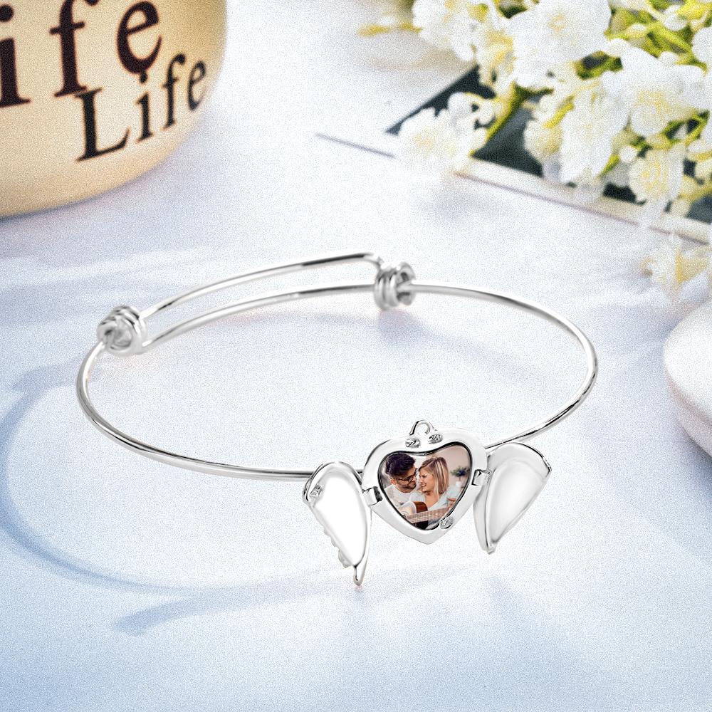 Custom Engraved Photo Bracelet Carved Heart Picture Locket Bracelet Gift for Her