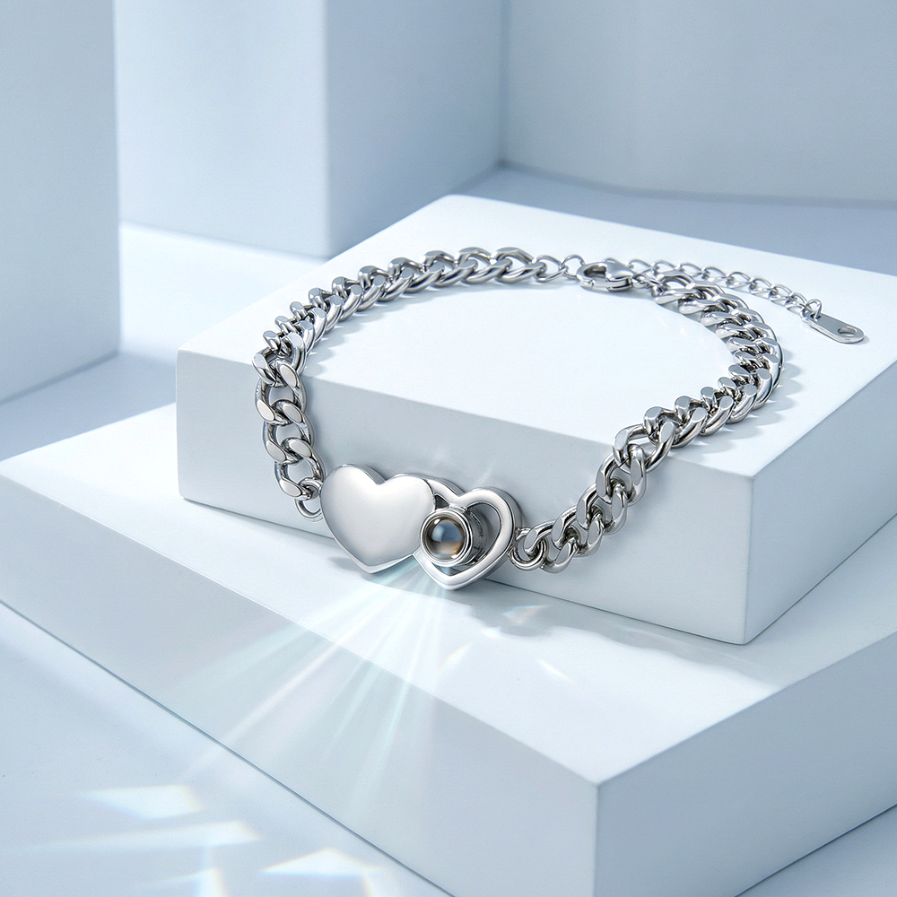 Custom Bracelet Personalized Photo Projection Bracelet Heart-Shaped Cuban Chain Bracelet Best Christmas Gift For Couples