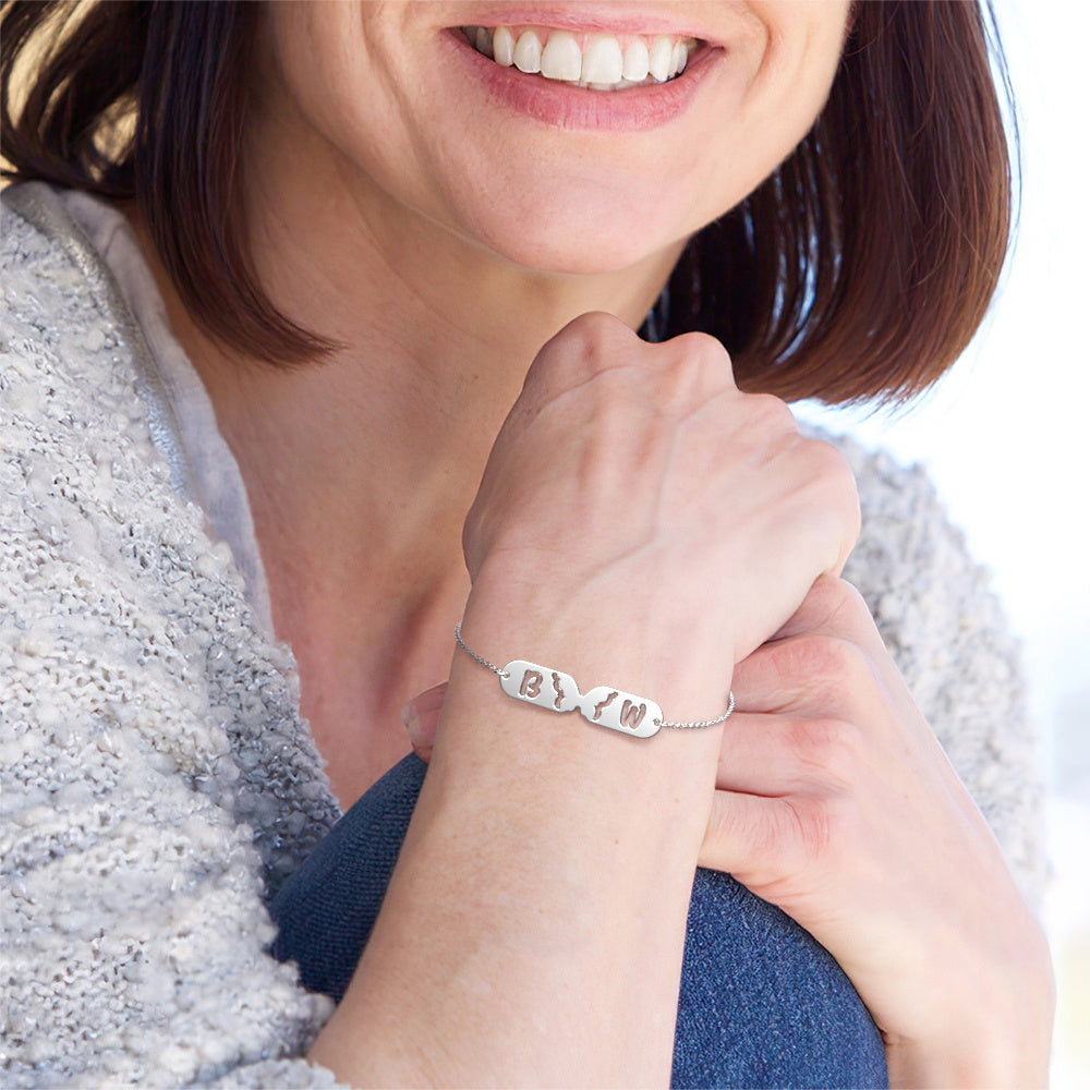 Custom Butterfly Name Bracelet Gift, I Feel Butterflies in My Stomach When I With You