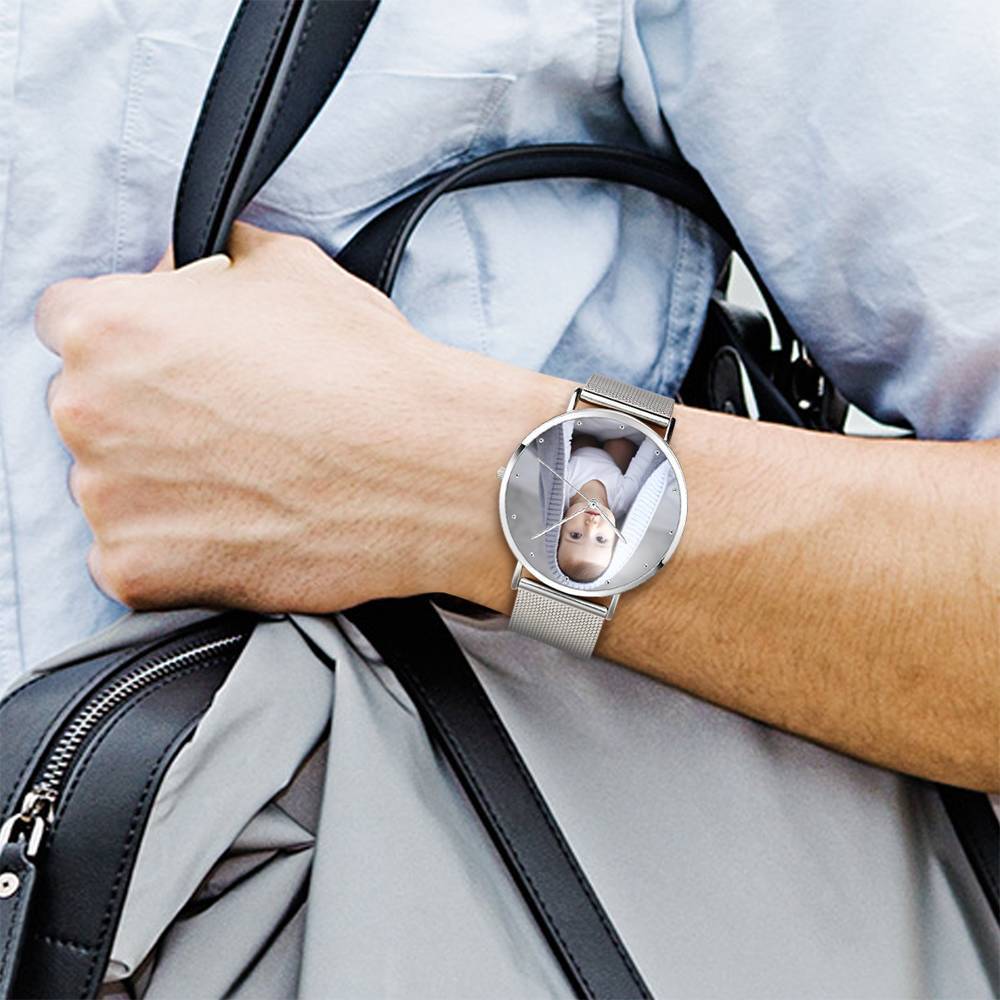 Unisex Engraved Alloy Bracelet Photo Watch 40mm