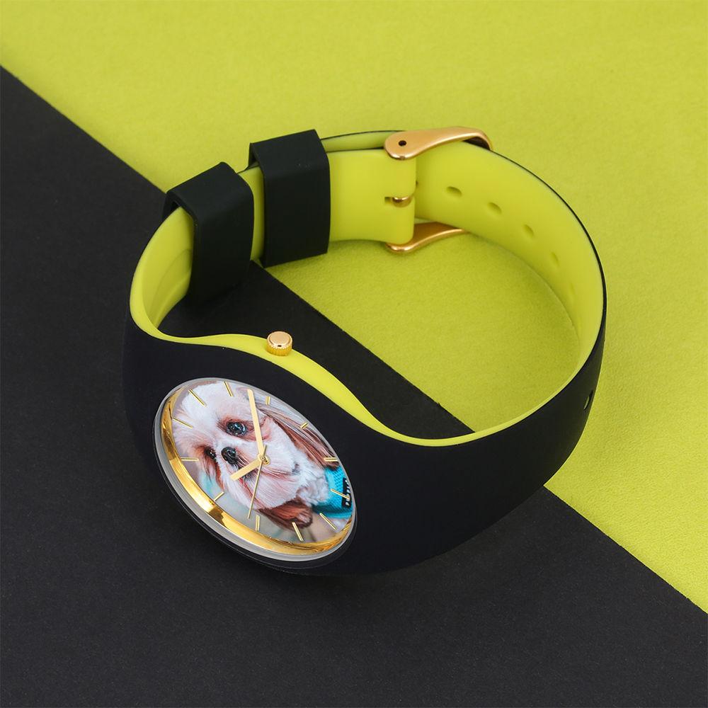 Unisex Silicone Engraved Photo Watch Unisex Engraved Photo Watch  41mm  Black and Green Strap