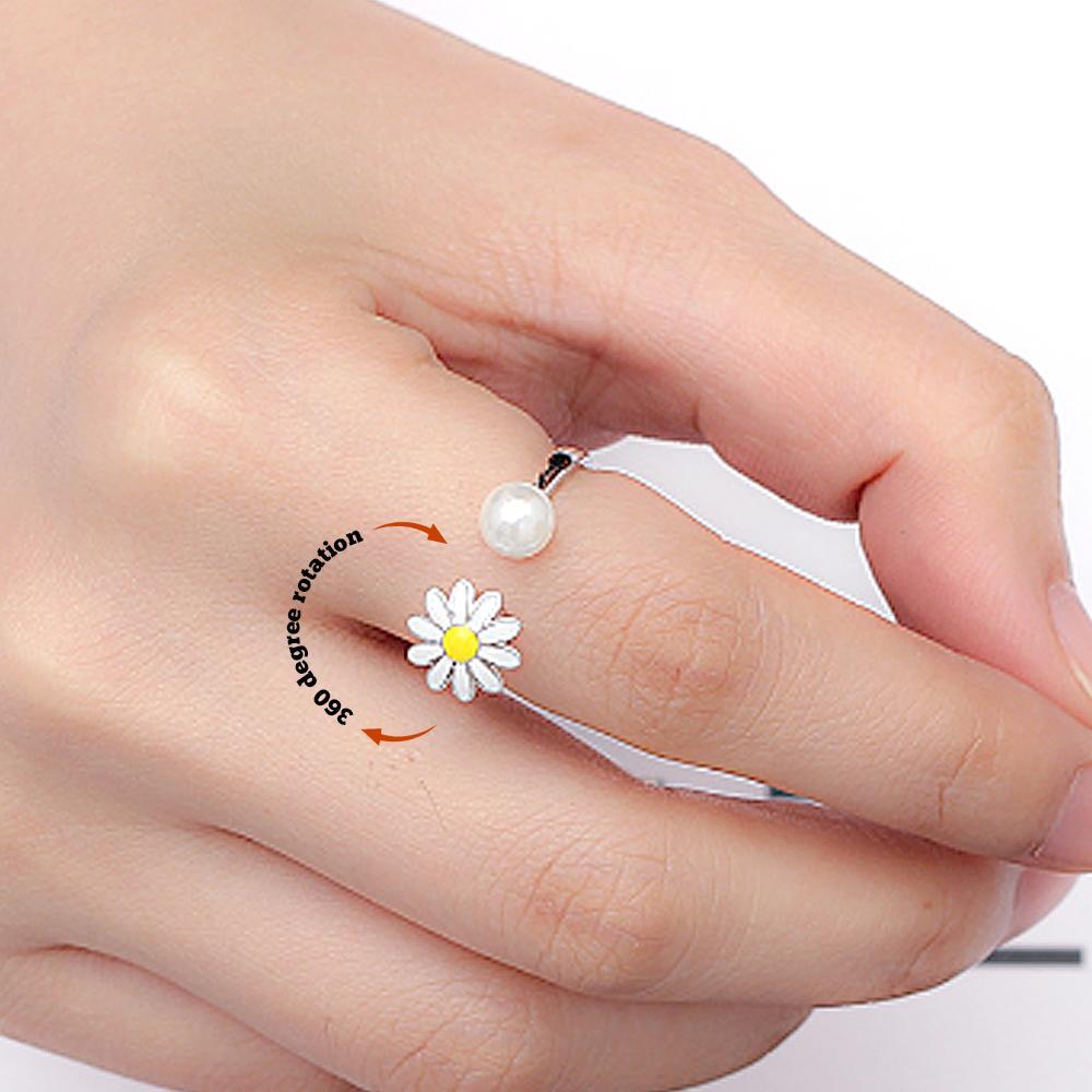 Anxiety Ring Rotating Daisy Flower Opening Ring Anniversary Birthday Gifts For Women Girls
