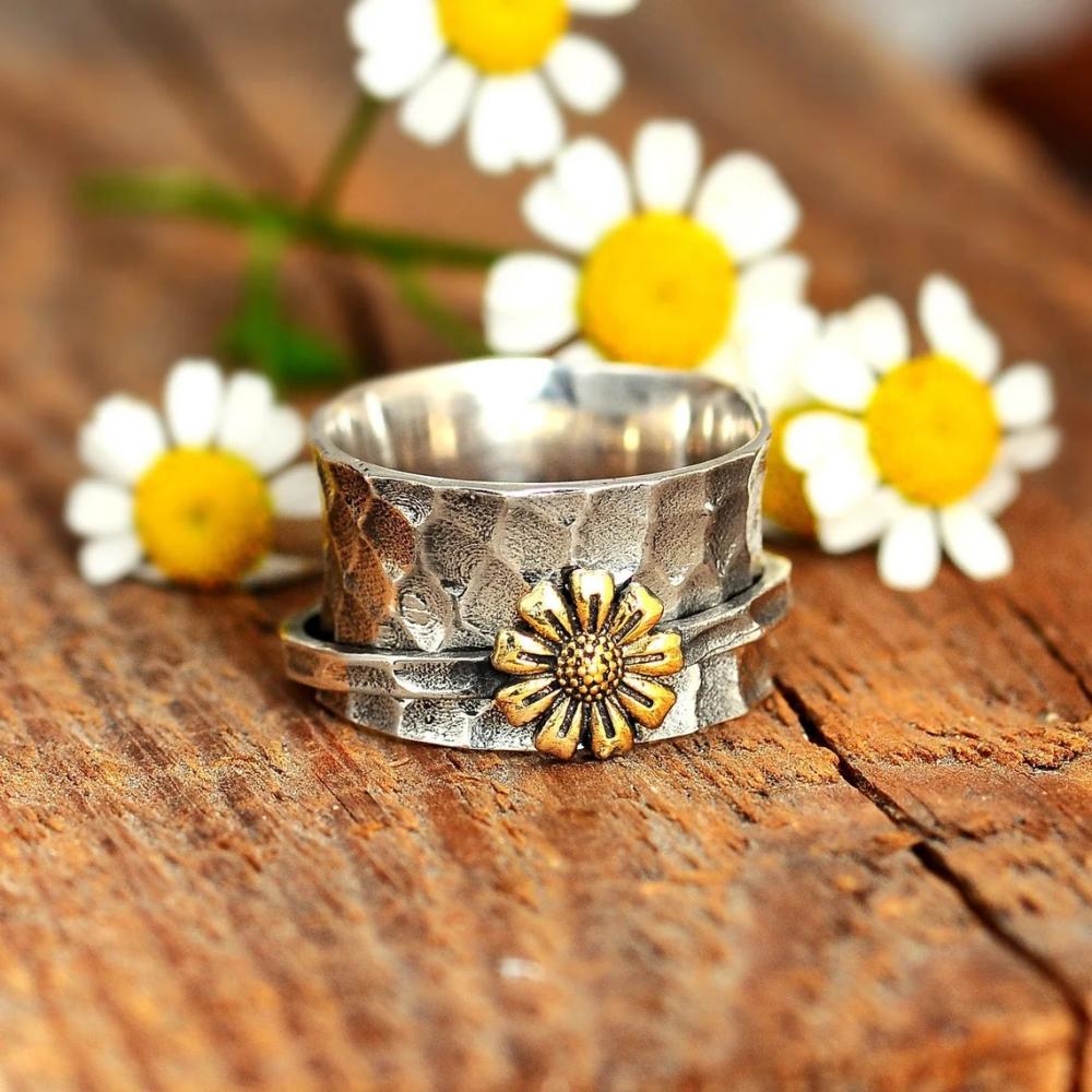 Daisy Fidget Anxiety Ring Meditation Spinner Ring Jewelry Gifts for Women Girls