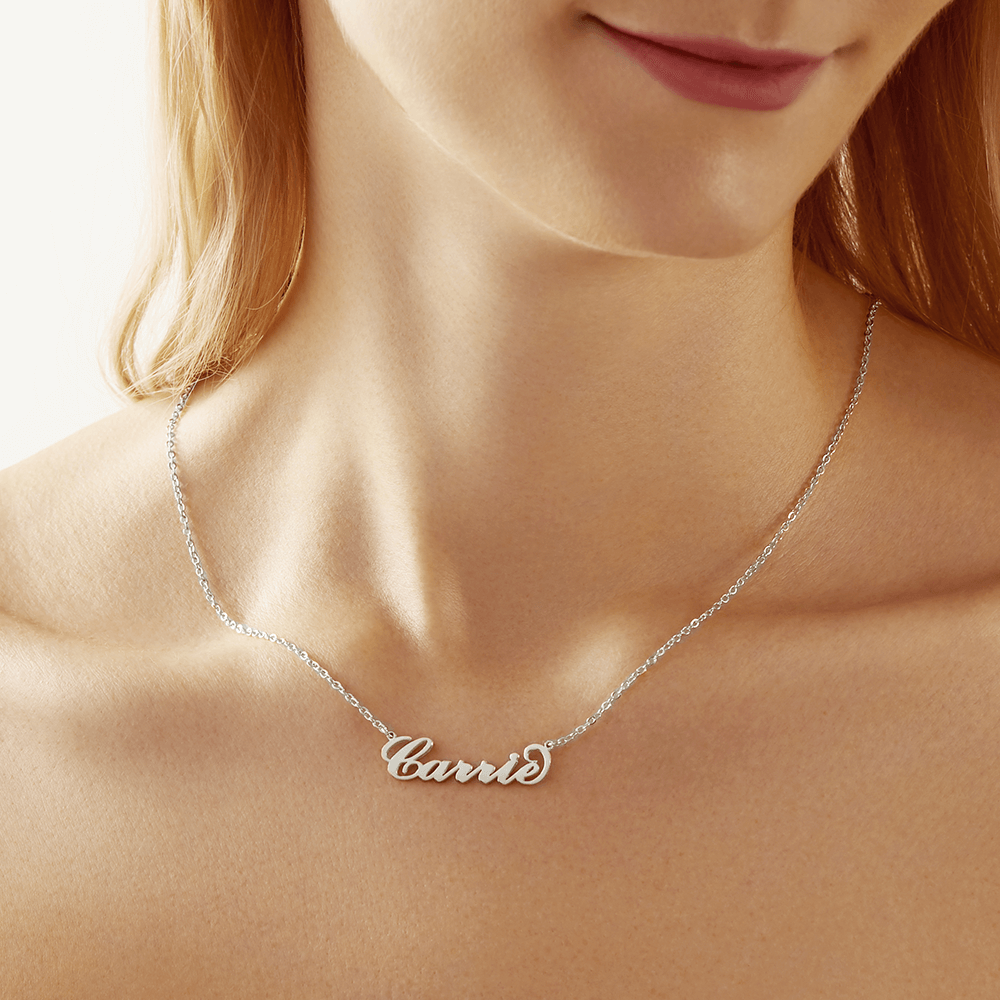 Carrie Style Name Necklace
