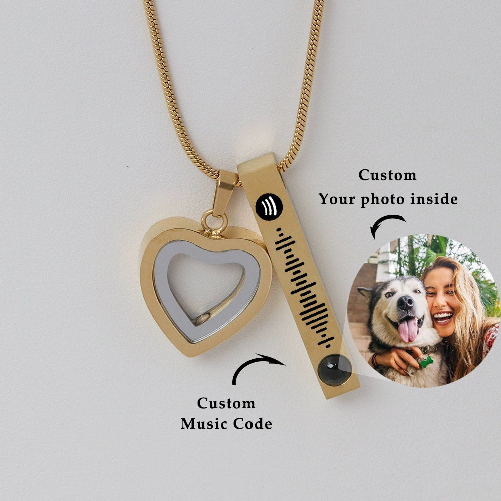 Pet Ashes Projection Necklace Spotify Code Necklace Glass Pendant Heart-Shaped Urn Necklace Custom Photo Stainless Steel Necklace For Pet Lover
