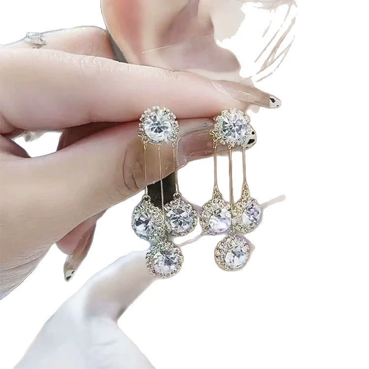 2-in-1 French Hepburn Crystal Tassel Earrings Convertible Sparkling Cubic Zirconia Studs with Detachable Long Drop Fringe Korean Style Statement Earrings for Women