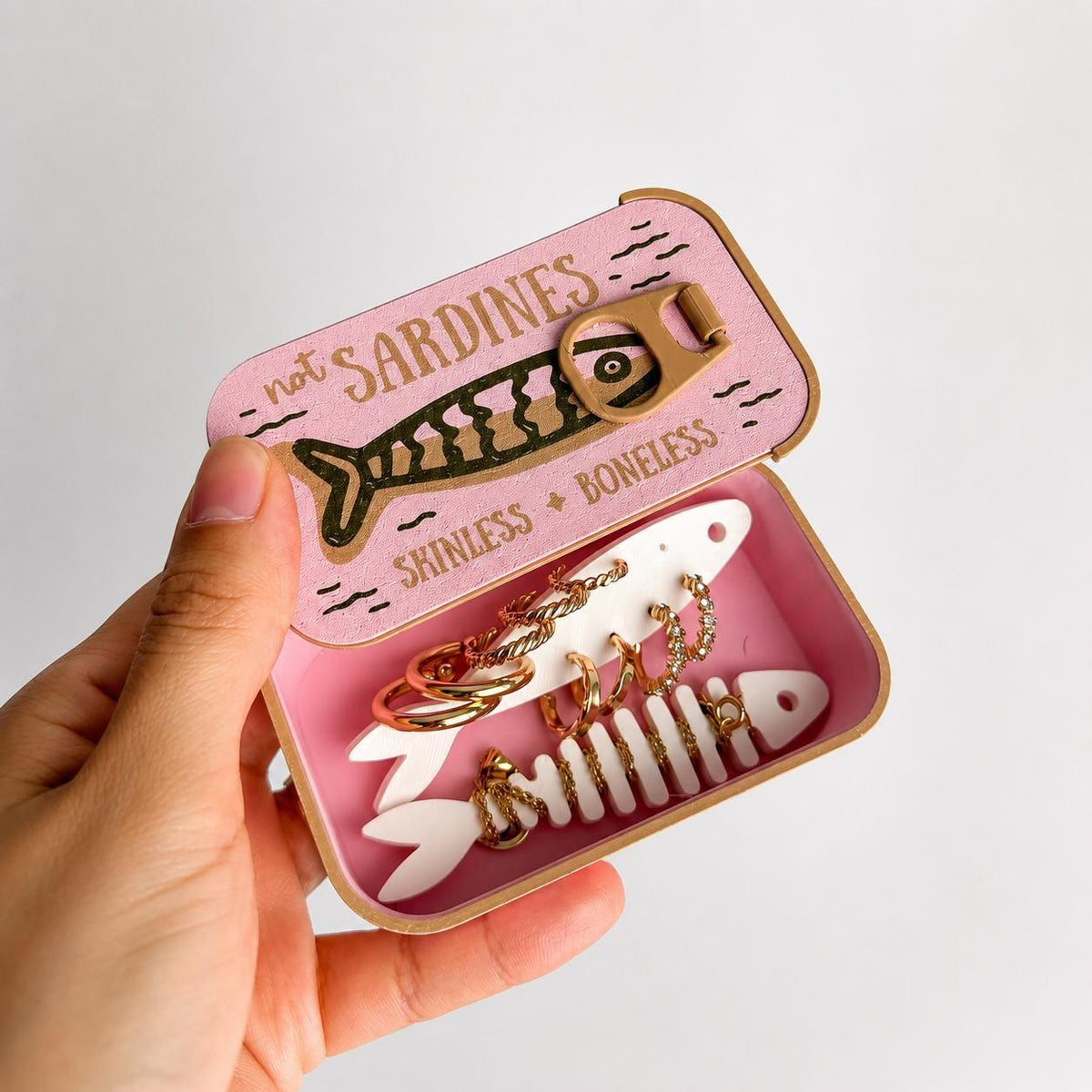 Fish Can Travel Jewelry Box – Cute Portable Jewelry Organizer Case for Rings, Earrings & Necklaces