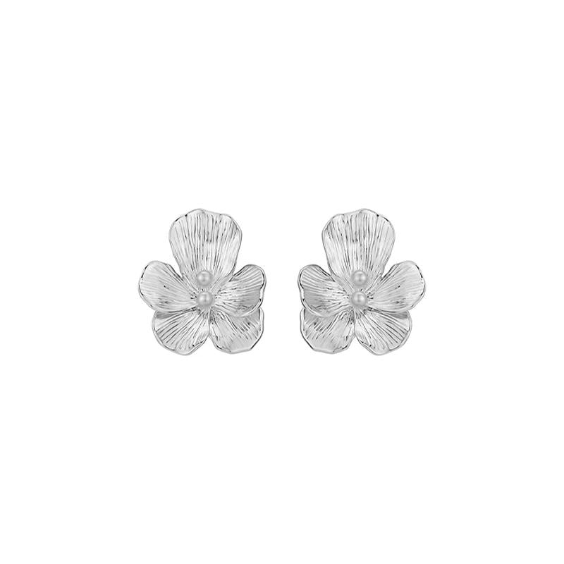 Pansy Collection Flower Shape Silver Earrings With Pearl
