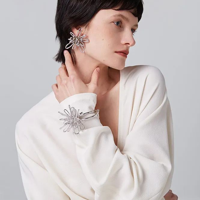 Chrysanthemum Linear Silver Diamond Earrings