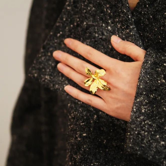 Flower With Iris Collection Five Petals Joint Golden Ring
