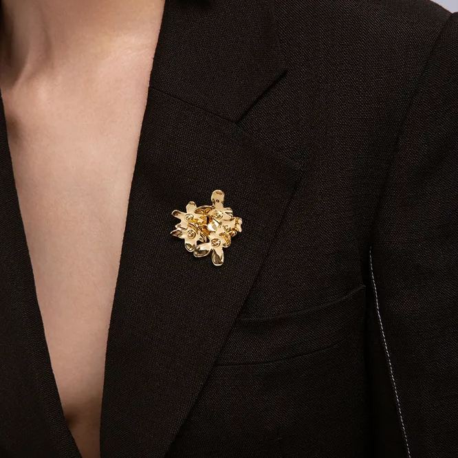 Hydrangea Collection Cluster Of Flowers Brooch