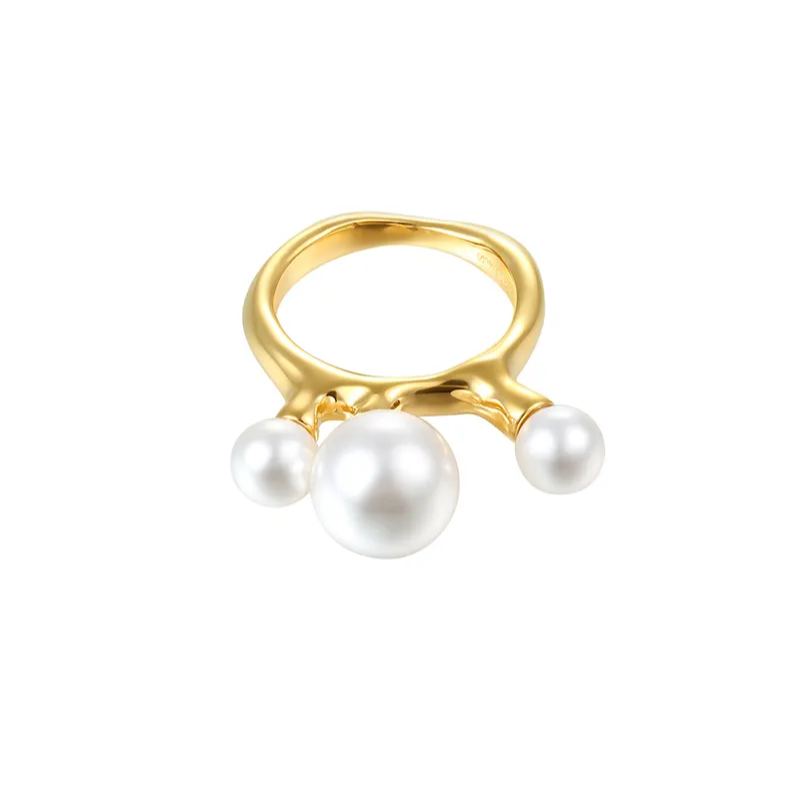 Branches Collection With Three Pearls Ring