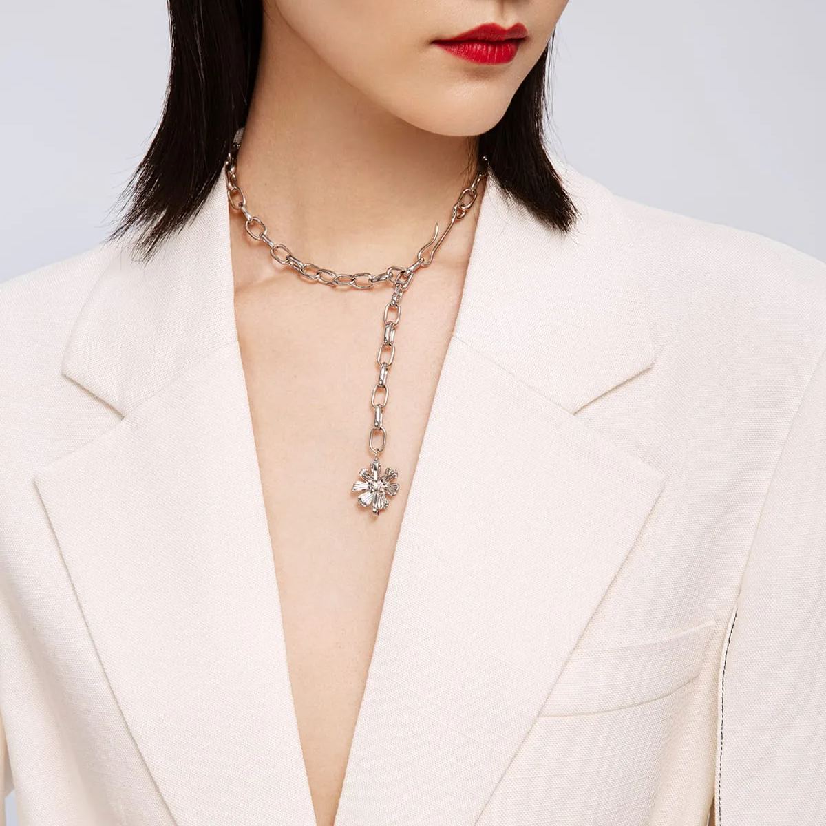 Cosmos Collection Flower Silver Choker