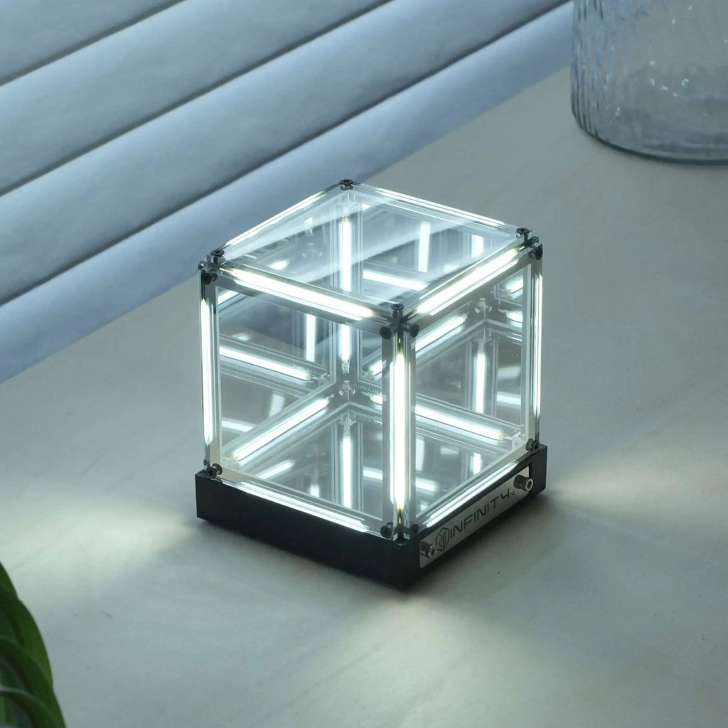 Handcrafted 4D Infinity Cube Lamp – Futuristic Desk Light & Ambient Decor