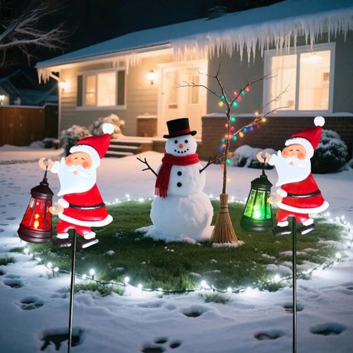Solar-Powered Santa Claus Lights Ground-Mounted Outdoor Solar Lights Courtyard Decorative Lights