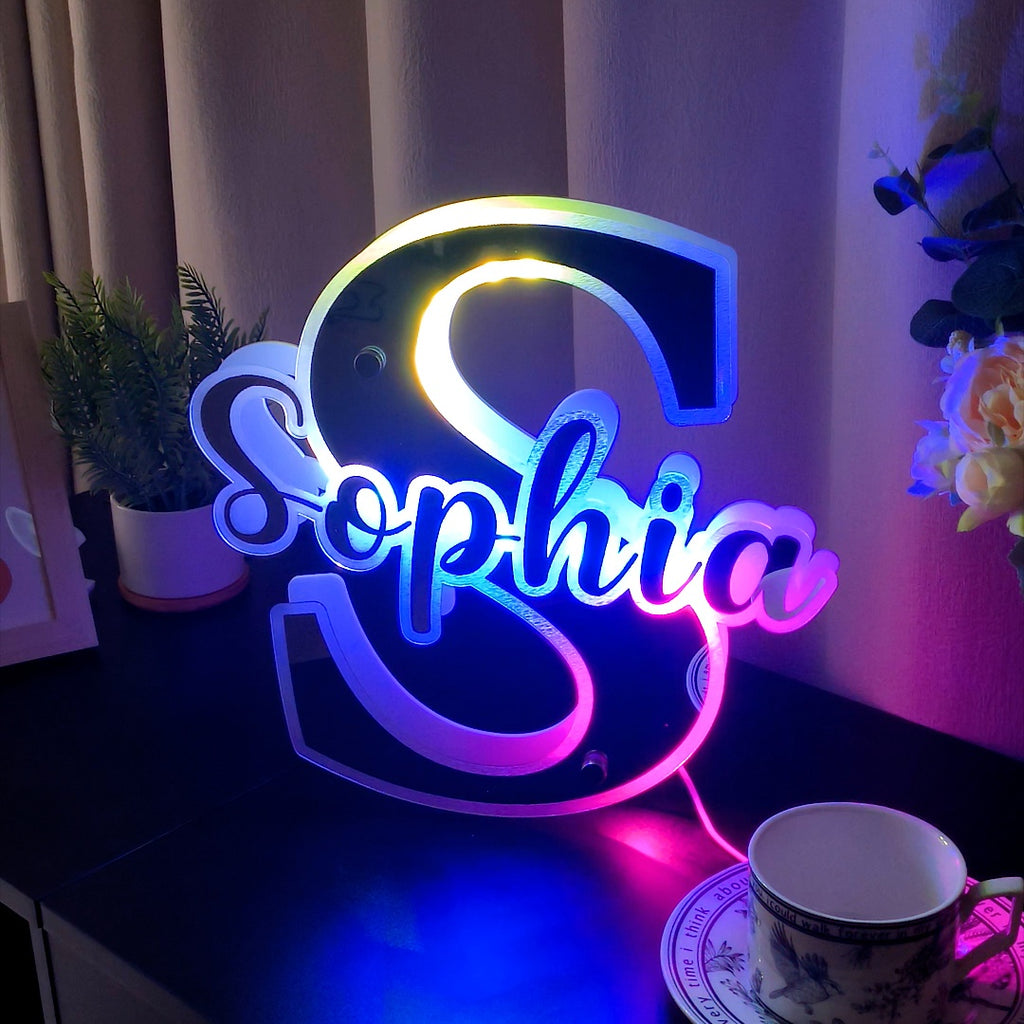 Personalized Name Letter Mirror Light Name Mirror Sign Custom LED illuminated Light-Up Bedroom Sign Gift For Kids