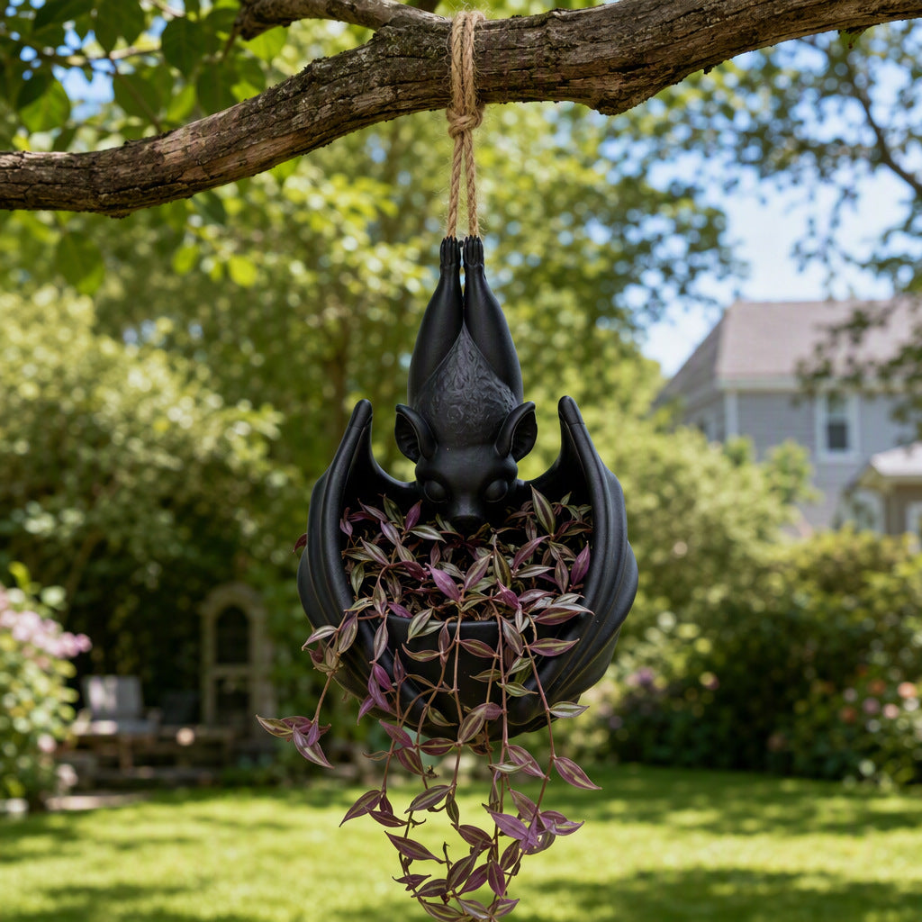Hanging Bat Plant Pot – Creepy Gothic Planter