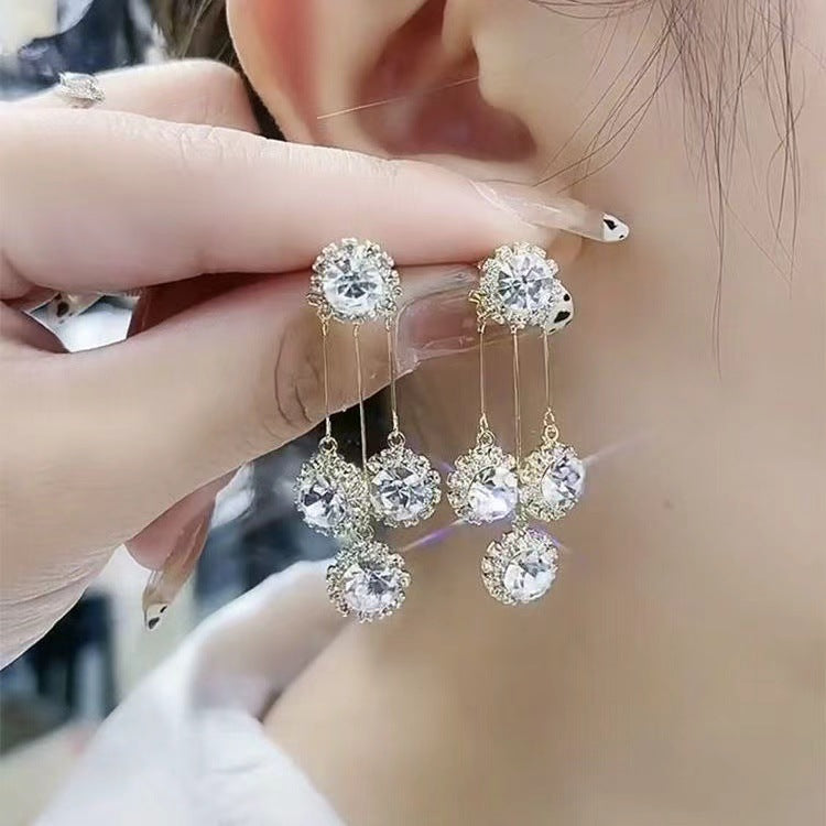 2-in-1 French Hepburn Crystal Tassel Earrings Convertible Sparkling Cubic Zirconia Studs with Detachable Long Drop Fringe Korean Style Statement Earrings for Women