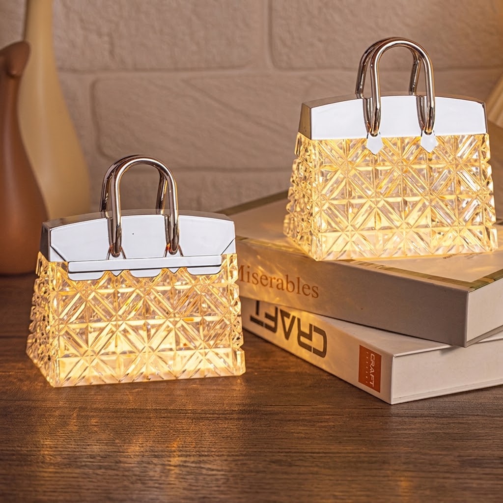 Night Light Crystal Handbag Lamp Luxury Bedside Ambient Light LED Purse Lamp Novelty Desktop Ornament Romantic Birthday Gift for Women